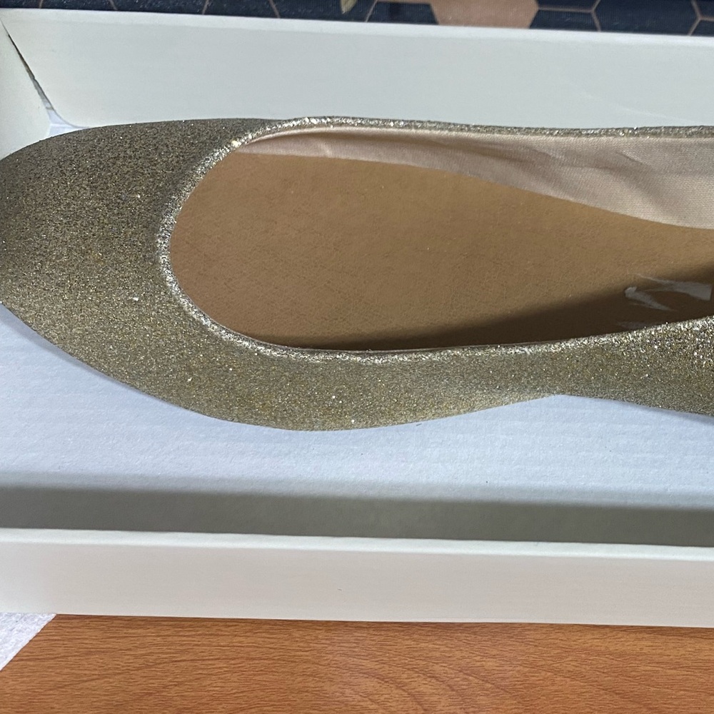 American Eagle Outfitters Gold Glitter Flats
